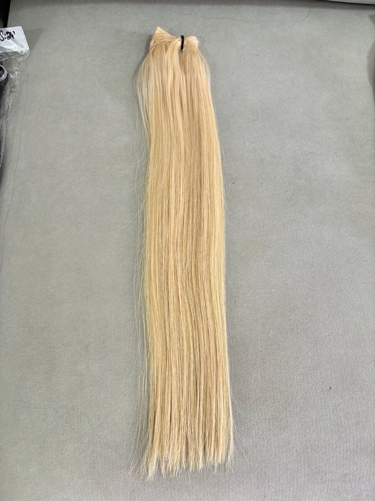 Cabello humano en cortina